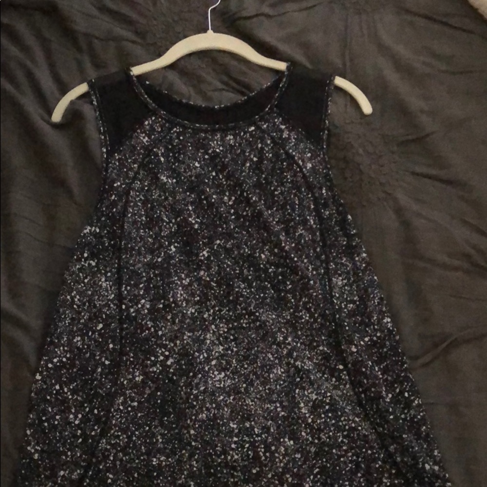 Black and white speckled Lululemon Tank Size 10